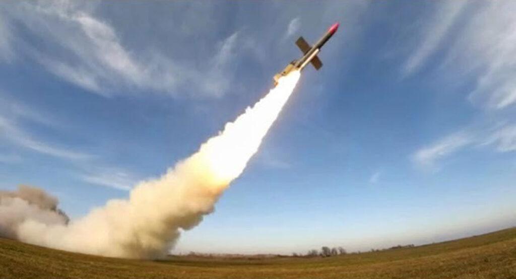 carries 1150 kg flies 3000 km it’s called flamingo—ukraine’s new cruise missile enters combat flamingo launch znua flamingo-missile ukraine’s developed defense technology company firepoint has been deployed used against targets