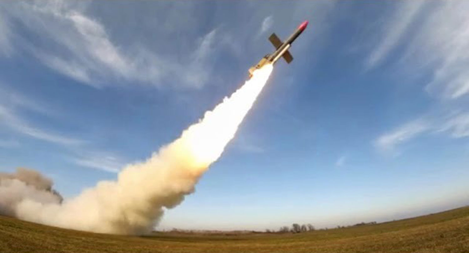 carries 1150 kg flies 3000 km it’s called flamingo—ukraine’s new cruise missile enters combat flamingo launch znua flamingo-missile ukraine’s developed defense technology company firepoint has been deployed used against targets