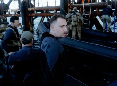 budanov on zmiinyi island