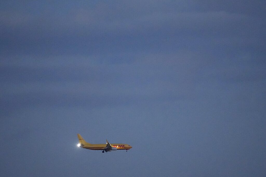 DHL airplan