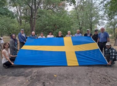 swedish flag in occupied kherson