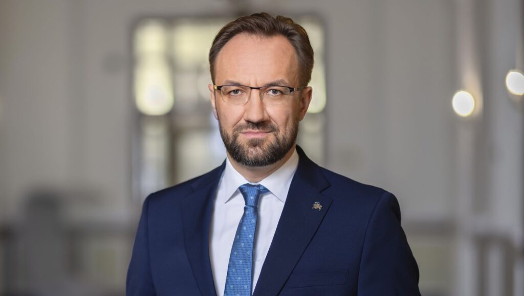 Top euro banker flips Lagarde’s warning, says euro safer if Ukraine wins