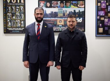 Ukrainian President Volodymyr Zelenskyy (right) meets with Syrian leader Ahmed Hussein al-Sharaah (left) in New York during the UN summit, where the two countries signed a joint communiqué restoring diplomatic relations.