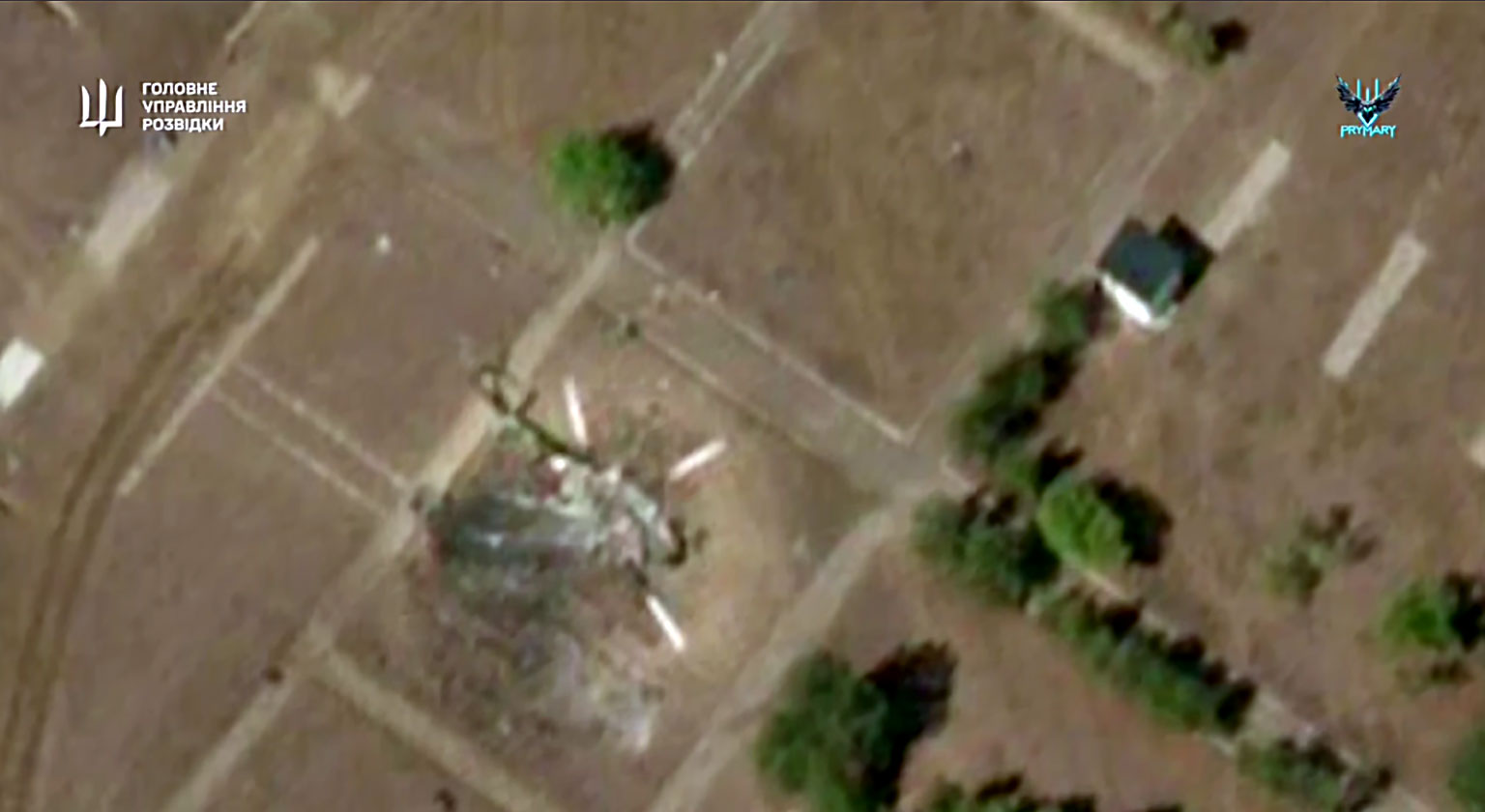 ukraine strikes three russian helicopters radar occupied crimea — satellite confirms least one mi-8 destroyed (video) helicopter ukraine’s prymary special unit still frame hur video mi-8-destroyed-rushkin ukrainian military intelligence has