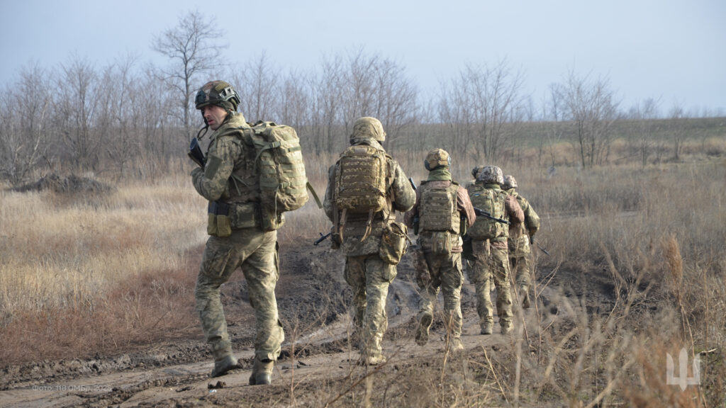118th Mechanized Brigade troopers.
