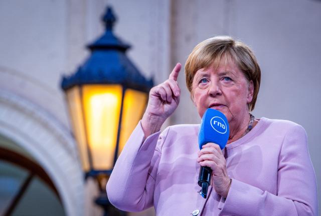 spiegel merkel-era germany trained russian troops just before russia's 2014 crimea invasion · post angela merkel during event mecklenburg 1 2025 jens büttner/dpa picture-alliance d743ebb_upload-1-lwsa20uto7bc-043-dpa-pa-250701-99-330791-dpai (3) pushed military exports moscow