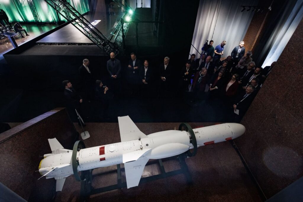 ukraine quietly unveils mystery neptune missile version — lithuania gets first look demonstration new previously unknown lithuanian delegation kyiv 2025 denys shmyhal dd3abd6b-ade3-47db-a26c-dc6f5cc7d477 ukrainian defense ministry presented unseen modification homegrown