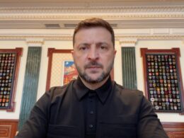 zelenskyy rejects putin’s alleged “donetsk‑for‑peace” offer reported washington post · ukrainian president volodymyr during daily address 19 2025 fc8b874c5c a996596a74464d63efcf45_1760875489_extra_large ukraine news reports