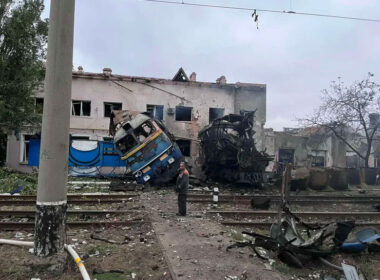 russia hit ukraine’s railways overnight — kills civilian woman northeastern ukraine damaged locomotive railway depot odesa 1-2 2025 odesa-train-destroyed-by-rusnia launched another drone missile attack 2 hitting infrastructure sumy oblasts killing