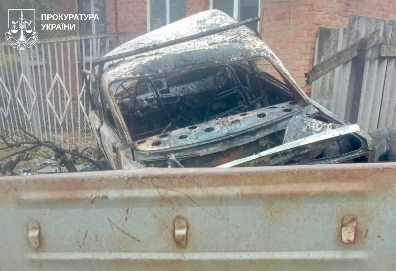 Car destroyed in Russian drone strike in Kupiansk district, Kharkiv Oblast, 5 October, 2025.
