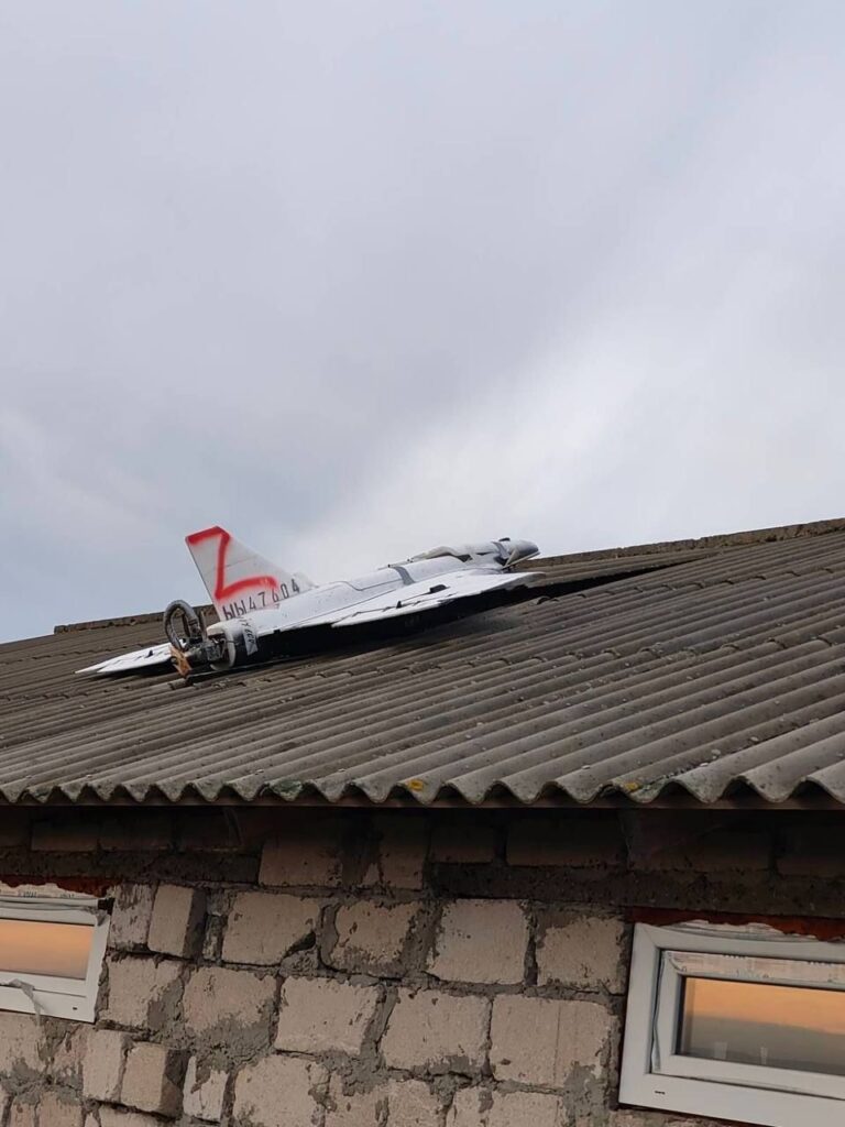 russia’s drones violated airspace moldova romania — one fell straight onto civilian roof · post russian drone seen resting building cuhureștii de jos florești district 25 2025 20251125112001-7146 ukraine news
