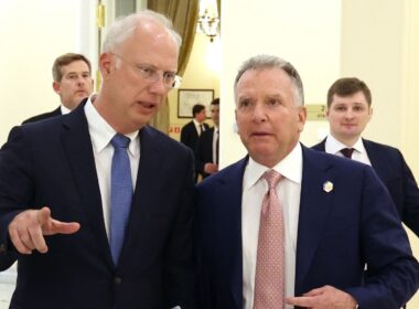 trump team meets top putin envoy three days miami — drafts secret ukraine peace deal axios says · post kirill dmitriev (left) steve witkoff (right) saint petersburg russia 2025 ria