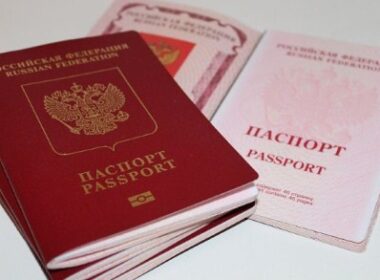 Russian passports. Illustrative image.