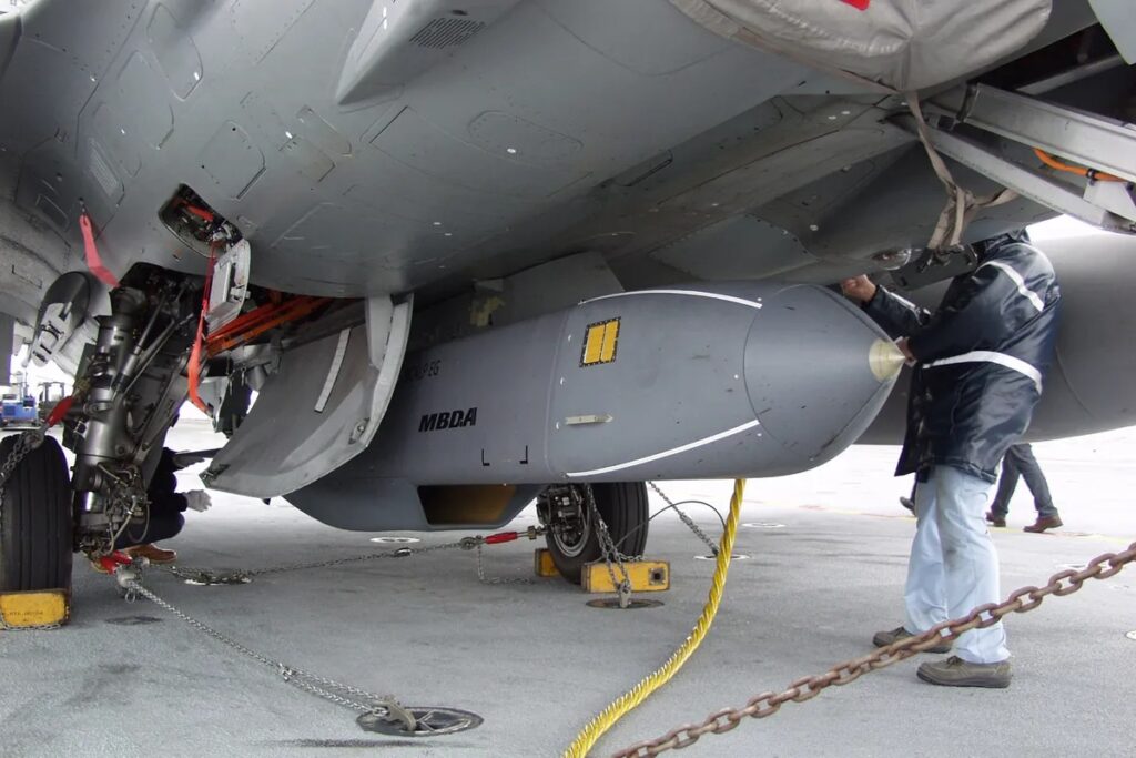 uk sends more storm shadows ukraine bloomberg sources say · post download uk-made shadow air-launched cruise missile mbda has quietly delivered new batch missiles resupply timed ahead winter british officials