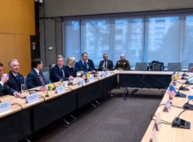 ukraine report progress geneva peace consultations · post delegations us(left) (right) during talks 23 2025 sky news australia ukrainian reports