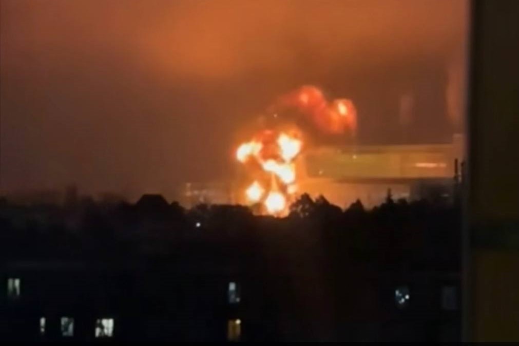 Explosion from a drone strike on Shatura Power Station, Moscow Oblast, Russia, 23 November 2025. Screenshot from video: Exilenova+