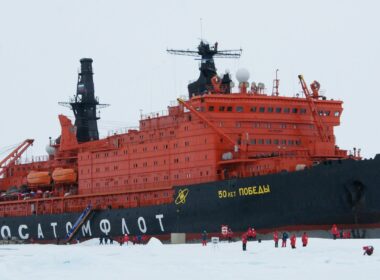 russian nuclear icebreaker 50 let pobedy in the arctic ocean