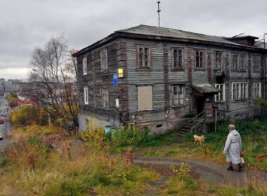 dilapidated house a symbol of poverty in russia