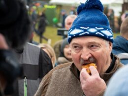 lukashenka eating a snack