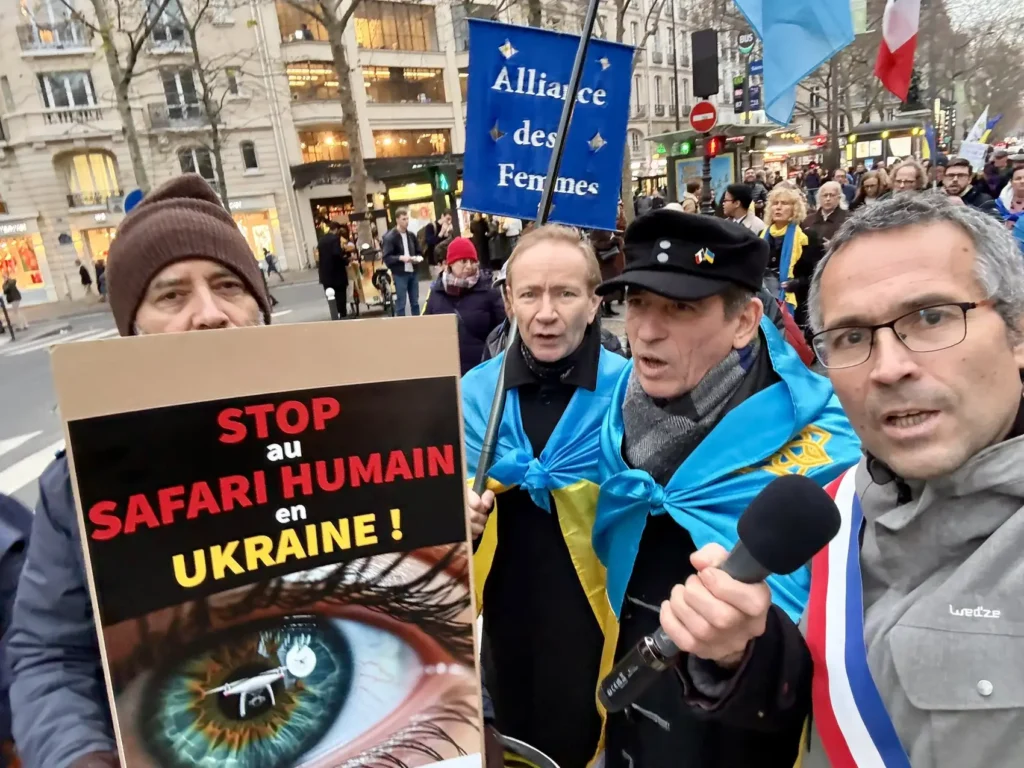 Russia hunts kills protest targets civilians with drones stop human safari save kherson children drones