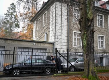 russia plays ultimate squatter card its closing gdańsk consulate never actually owned paid · post russian staff remove items building batorego street before site’s ordered closure rosyjski konsulat w gdańsku