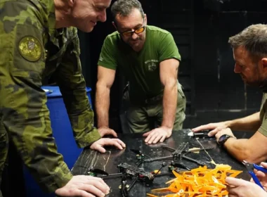 Drony Nemesis initiative,