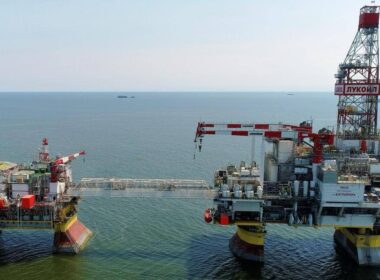 The Lukoil-operated Rakushychne oil platform in the Caspian Sea. Photo: SBU / Serhiy Sternenko