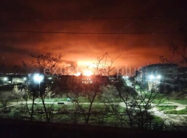 Flames seen erupting from Stavrolen petrochemical plant in Budyonnovsk, Russia, after reported drone strike. Photo: Exilenova+