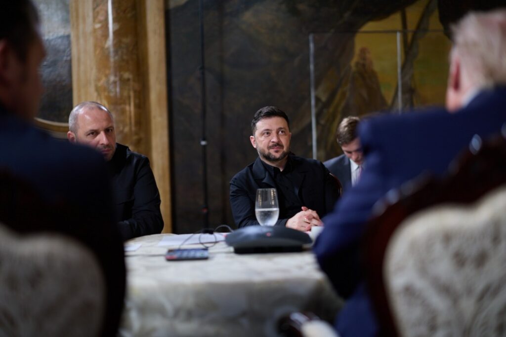 US Plan Aims to Triple Ukrainian Wages, Zelenskyy Says
