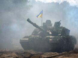 uk has 140 challenger 2 tanks clear future ukraine needs armor · post ukrainian army’s tank united24 media 095fef581f5de204fbc0d431dec23876 news reports