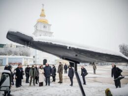 Ukrainian officials meet on Mykhailivska Square in Kyiv as the government seeks international support for the energy system amid rolling blackouts caused by Russian strikes. Photo: Andrii Sybiha