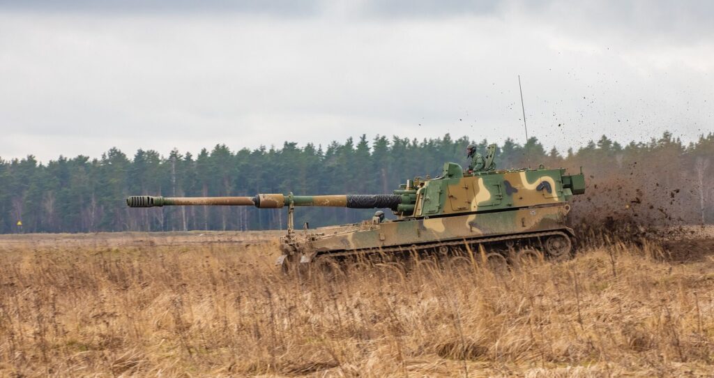 south-korean made polish self-propelled howitzer k9