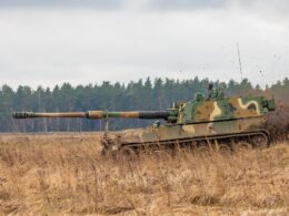 south-korean made polish self-propelled howitzer k9