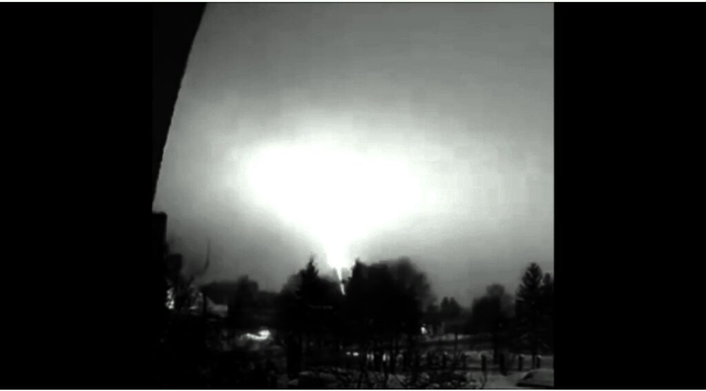 Russia reportedly strikes Lviv Oblast with nuclear-capable "Oreshnik" missile