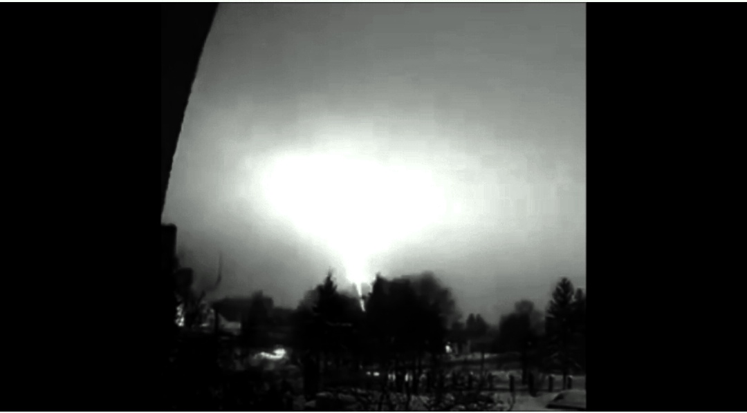 Russia reportedly strikes Lviv Oblast with nuclear-capable "Oreshnik" missile