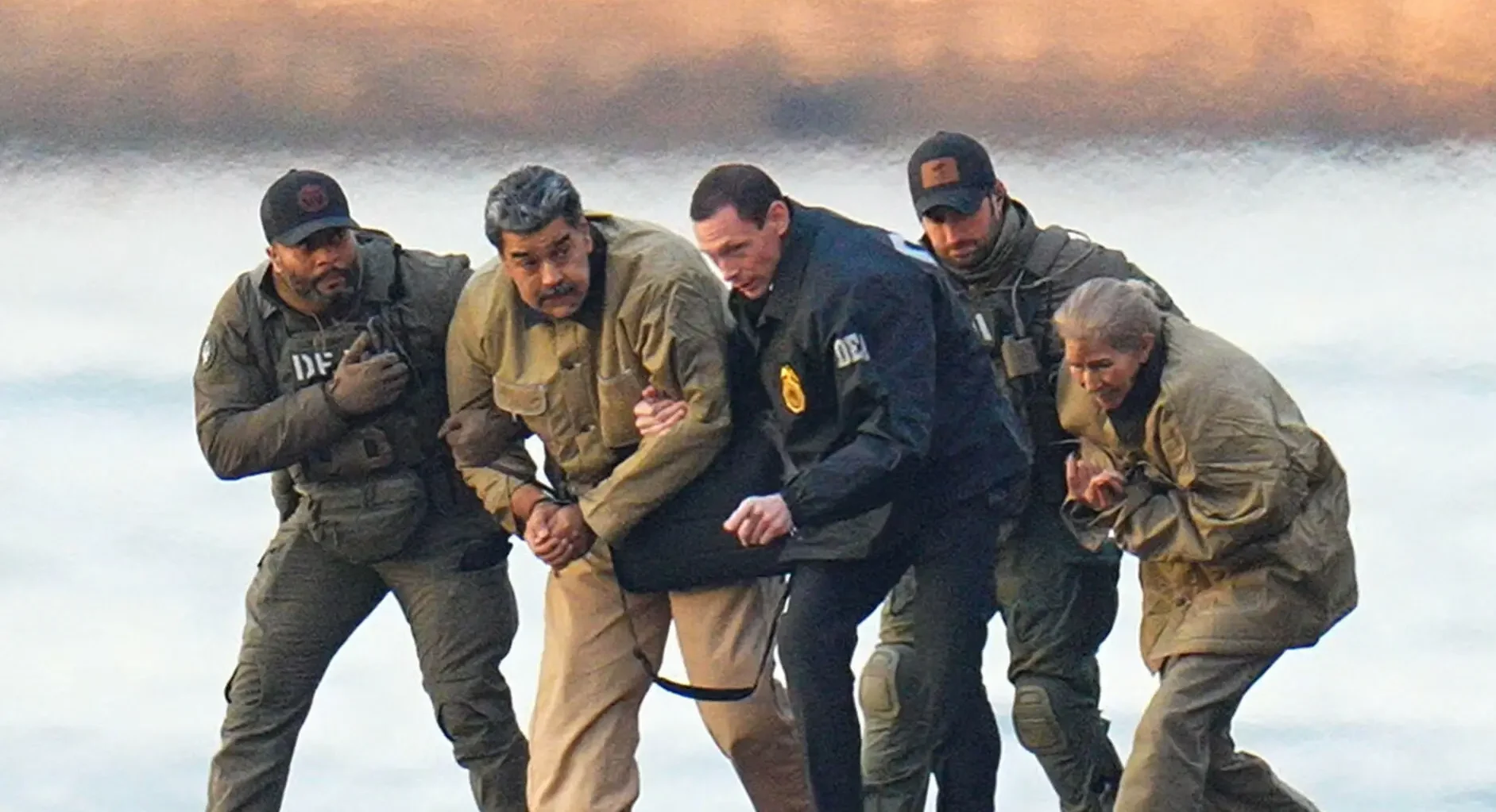 USA invades Venezuela Maduro wife Putin Trump