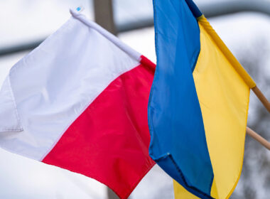 Poland Aids Ukrainians with 400 Generators