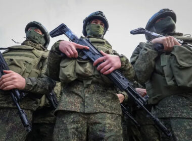 Russia pulls troops from other branches to fill infantry ranks