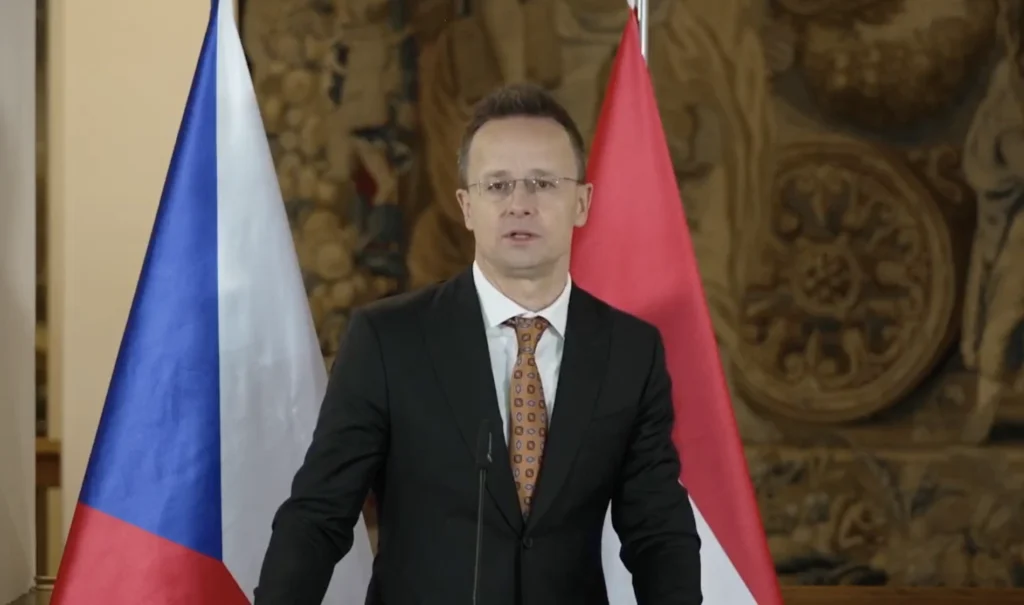 Hungary Splits From EU Over Greenland, Backs Trump on Gaza