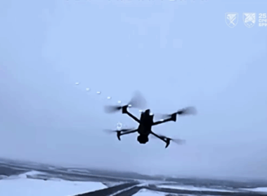 A Russian Mavic drone in the sights of a Ukrainian counter-drone system near Pokrovsk, January 2026. Screenshot from video: 25th Separate Sicheslav Airborne Brigade