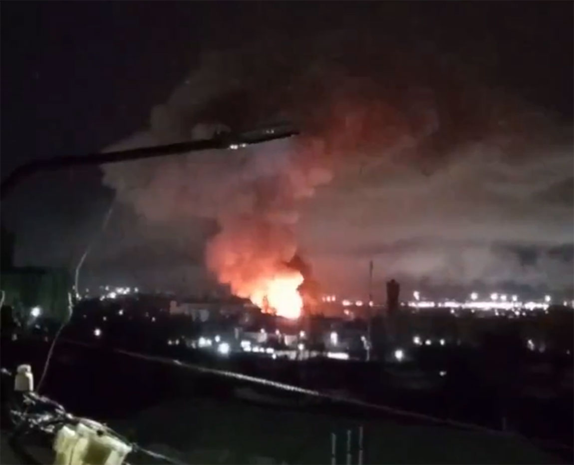 russian defense-linked energiya plant burns after latest ukrainian drone strike · post fire defense yelets lipetsk oblast evening 4 2025 yelets-energiya-plant-fire-drone-attack-lipetsk drones struck russia’s largest manufacturer power sources weaponry late