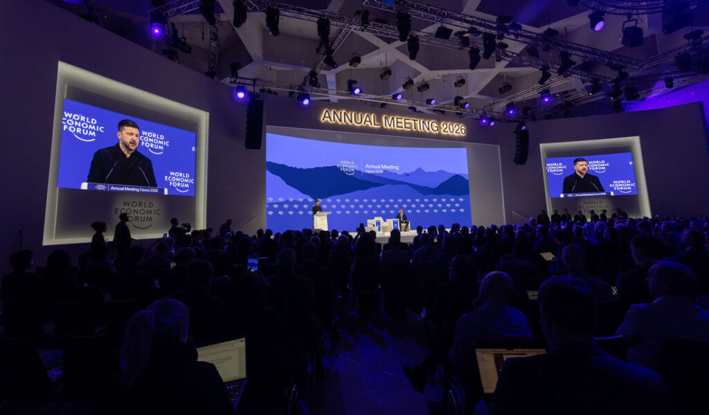 Zelenskyy Mocks Europe's Greenland Force: "30 Soldiers Won't Stop Anyone"