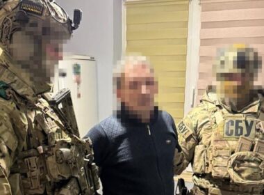 two men arrested scouting damage nuclear-capable oreshnik strike lviv · post one suspects detained security service ukraine while missile impact site oblast затримання підозрюваного у мукачеві пресслужба служби безпеки україни