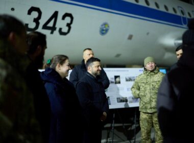 zelenskyy meets students and faculty of the national aviation university