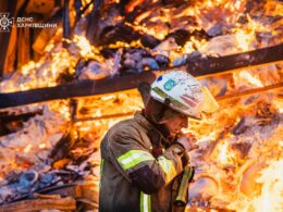Emergency crews respond to a large fire at a warehouse near Kharkiv following a Russian missile strike, 30 January 2026. Photo: DSNS Kharkiv Oblast