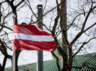 drones crash estonia latvia overnight — stray ukrainian deliberate russian origin unclear · post latvian flag d umbrasas / lrt 2290735-268097-1287x836 entered estonian airspace russia 24–25 crashing without casualties both