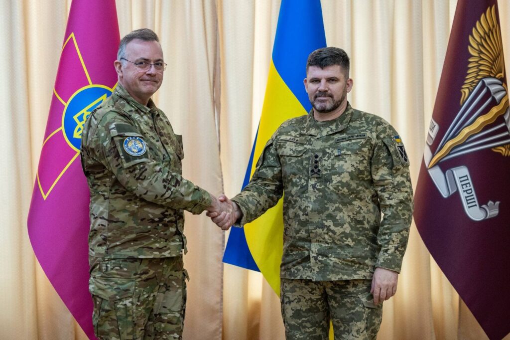 Lieutenant General Andrii Hnatov, Chief of the General Staff of the Armed Forces of Ukraine, met with NATO Strategic Command Transformation Commander Admiral Pierre Vandier. Source: General Staff