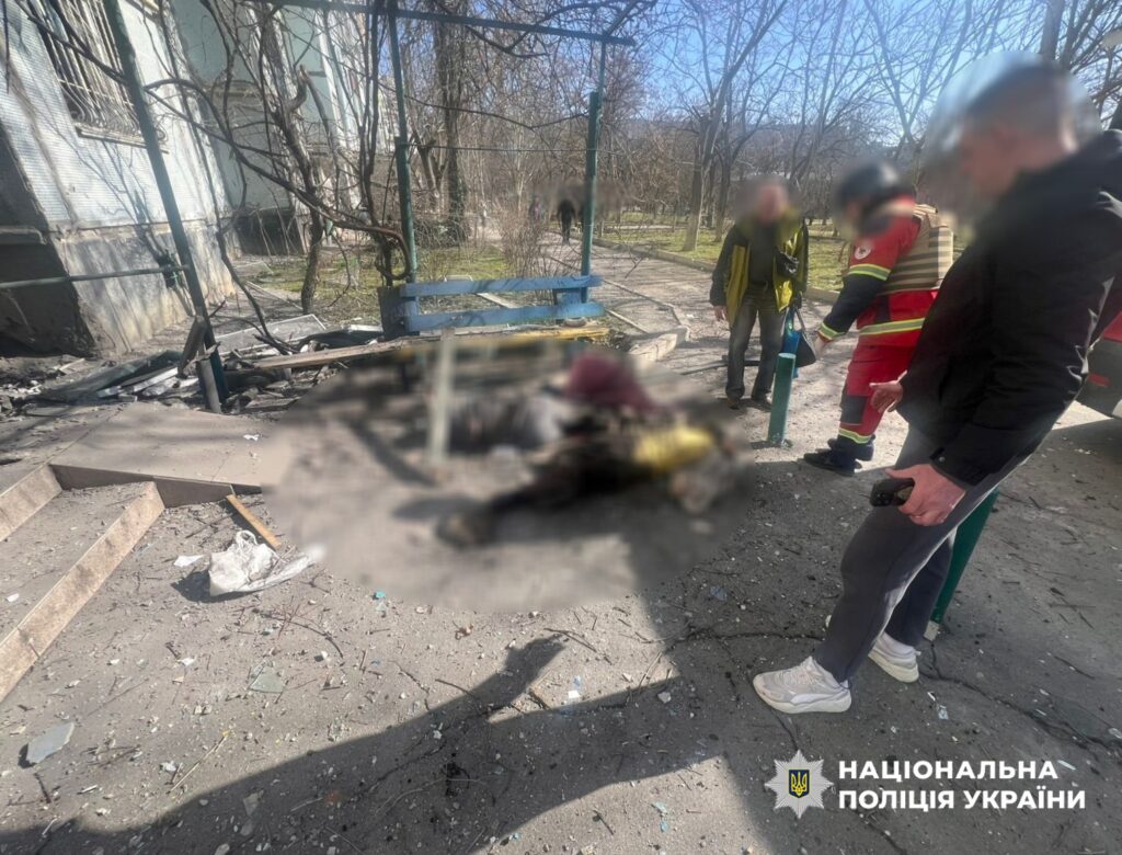 Site of Russian shelling in Kherson which killed 4 civilians on 1 March 2026. Photo: National Police of Ukraine