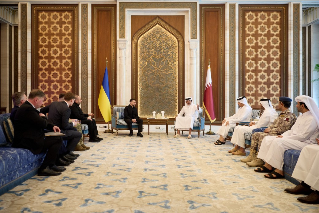 President Zelenskyy meets with Qatar’s Emir Sheikh Tamim bin Hamad Al Thani in Doha, joined by Prime Minister Muhammad bin Abdulrahman Al Thani on 28 March 2026. President's Office