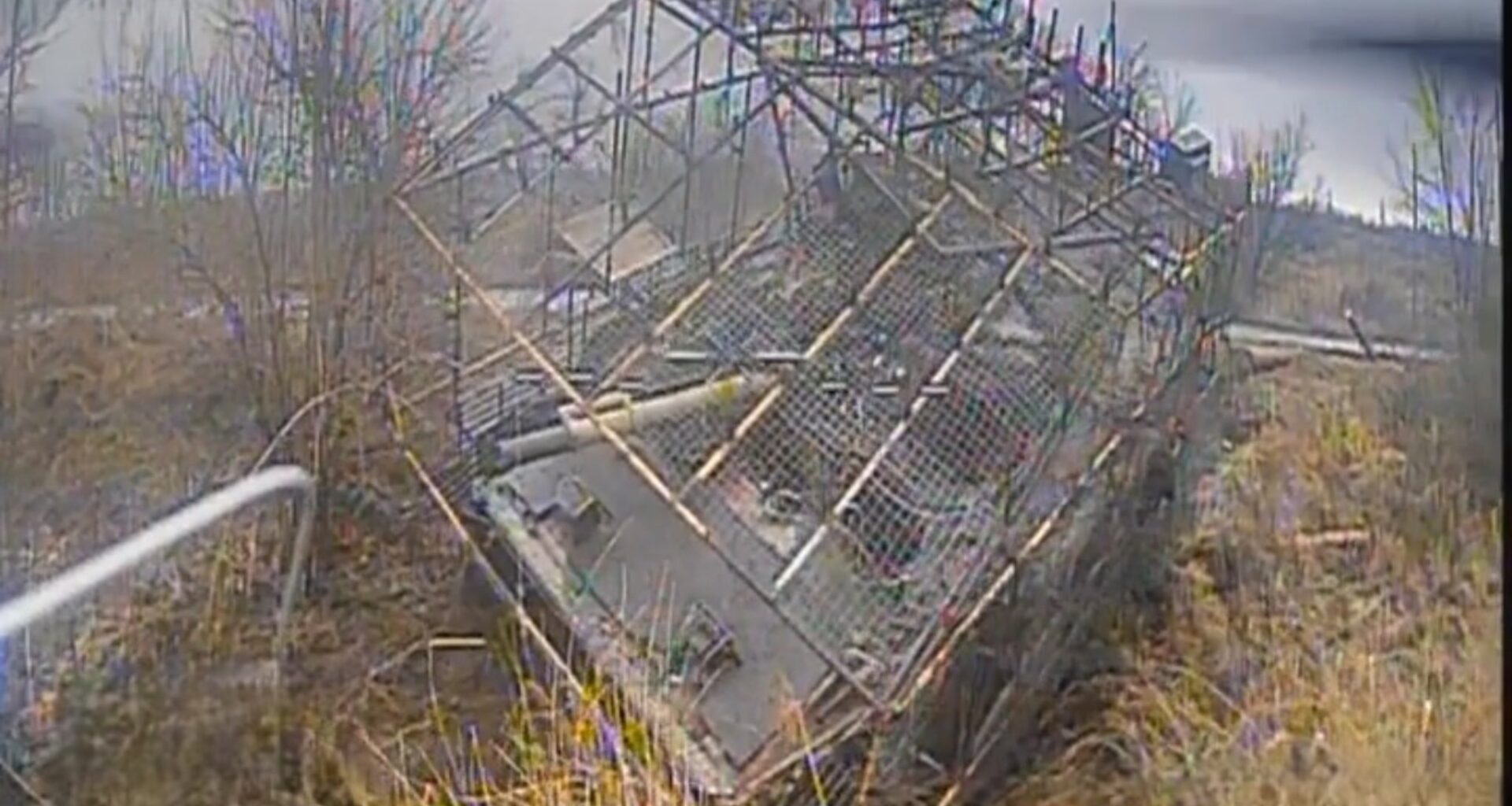 A Ukrainian drone targets a Russian vehicle during a 19 March clash around Lyman.